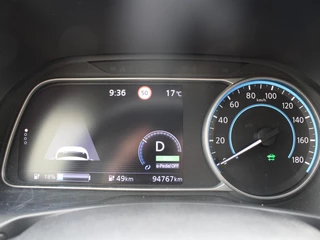 Nissan Leaf – thumbnail 12