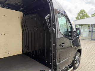 Opel Movano – thumbnail 16