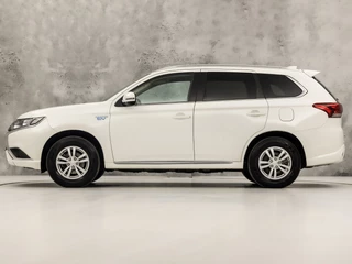 Mitsubishi Outlander Sport – thumbnail 3
