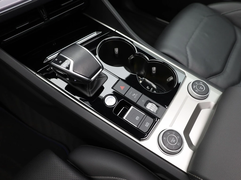 Volkswagen Touareg – foto 46
