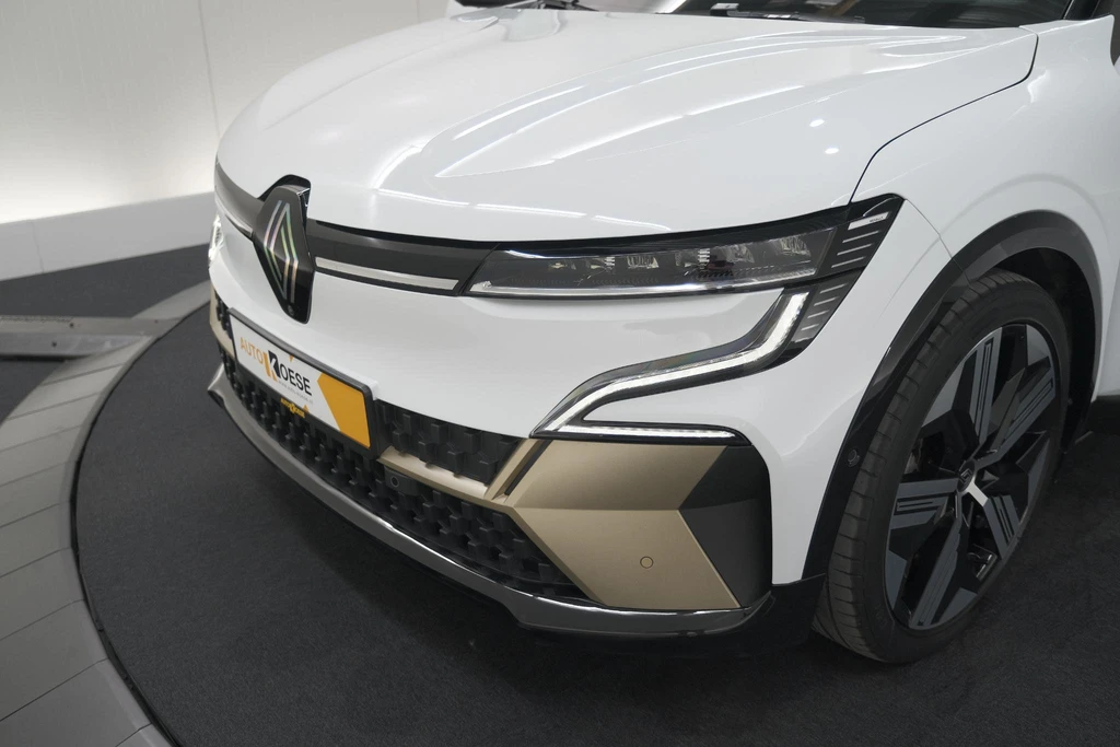Renault Megane E-Tech – foto 22