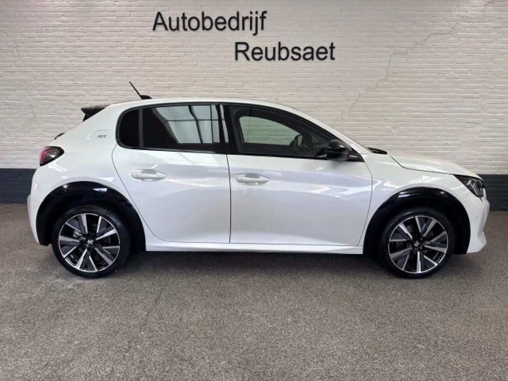 Peugeot 208 – foto 6