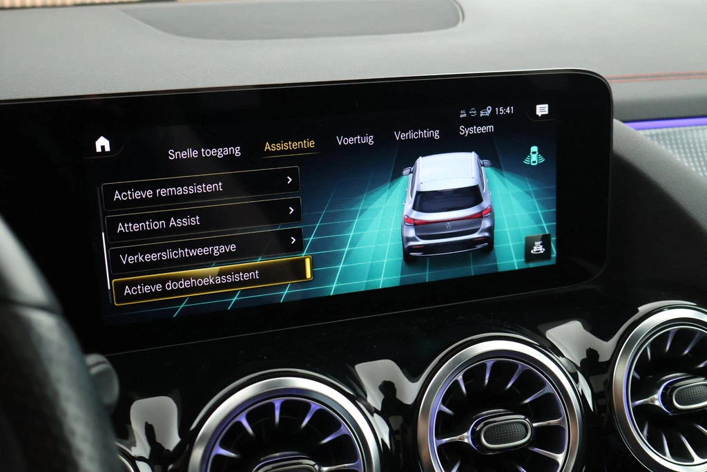 Mercedes-Benz EQA – foto 30