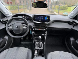 Peugeot 208 – thumbnail 10