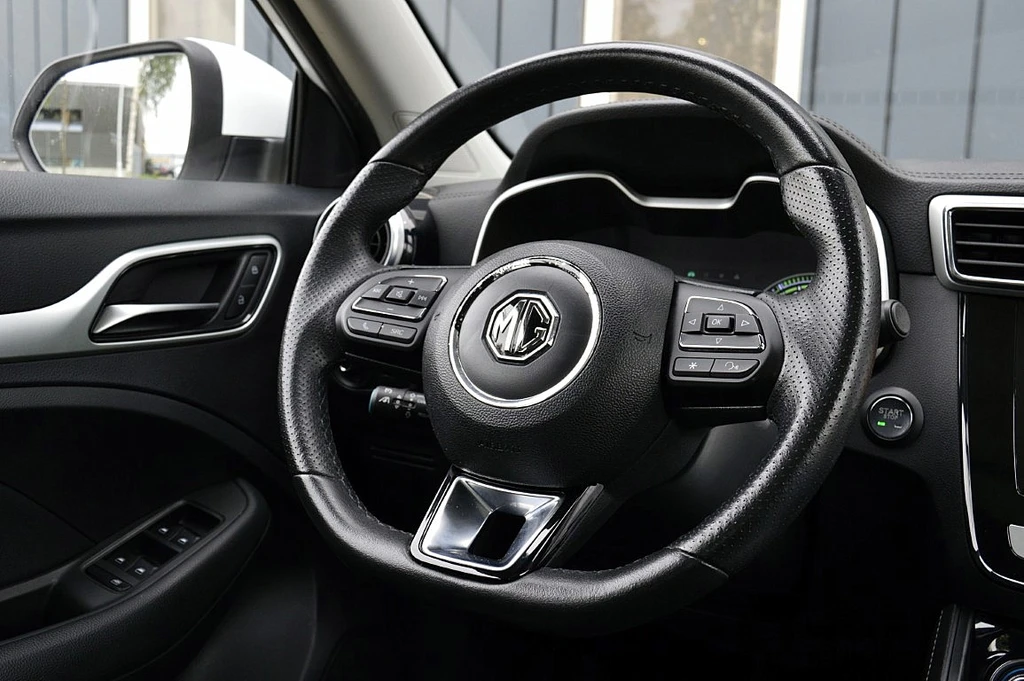 MG ZS EV – foto 30
