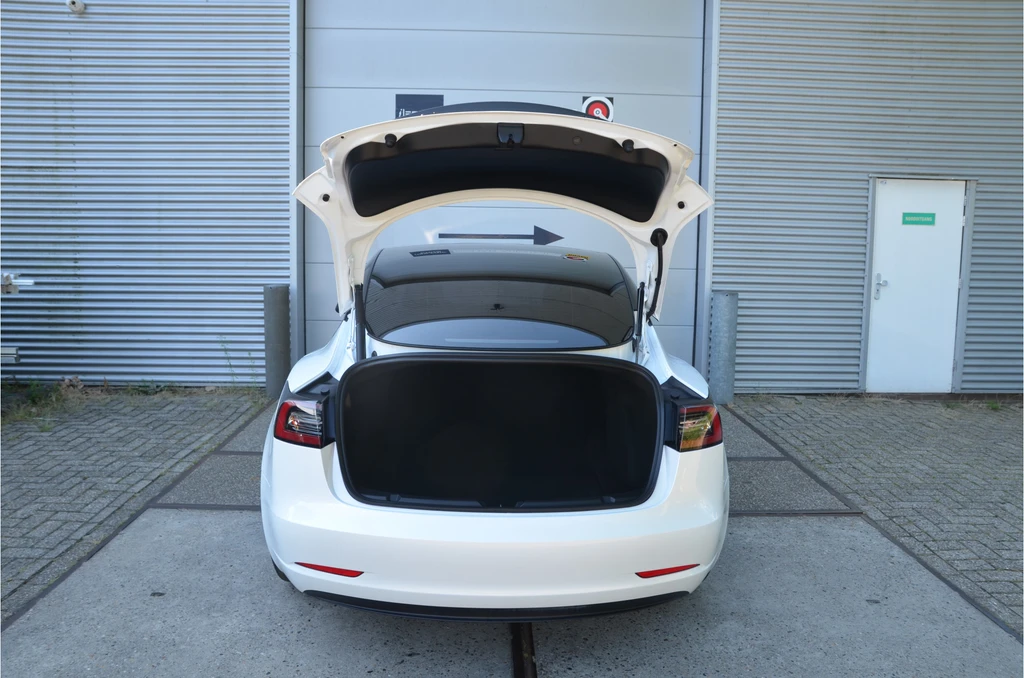 Tesla Model 3 – foto 33