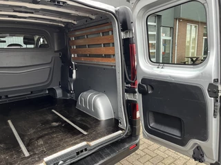 Renault Trafic – thumbnail 21