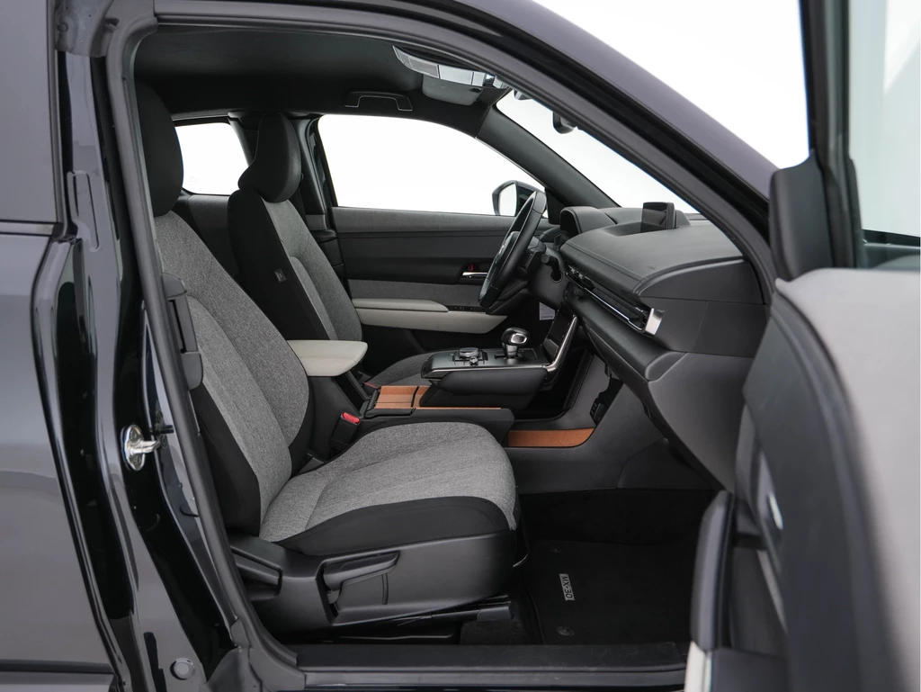 Mazda MX-30 – foto 10