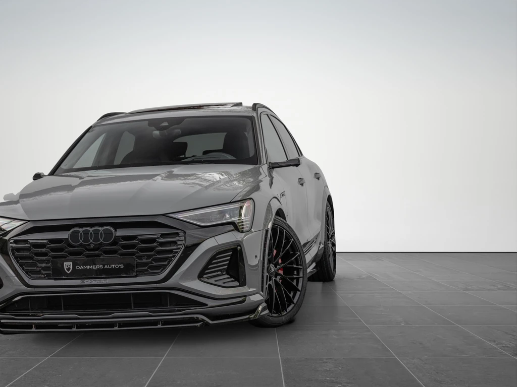 Audi Q8 Sportback e-tron – foto 2