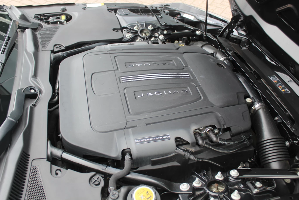 Jaguar F-Type – foto 29