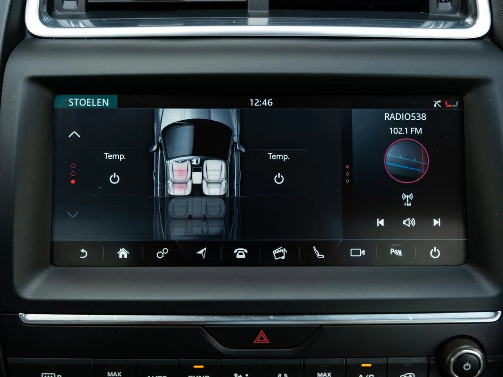 Jaguar E-PACE – foto 57