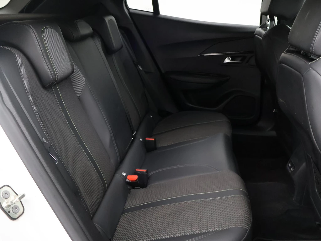 Peugeot e-2008 – foto 19