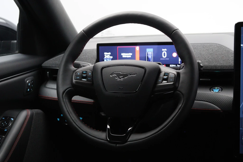 Ford Mustang Mach-E – foto 16