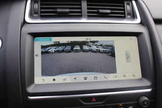 Jaguar E-PACE – thumbnail 25