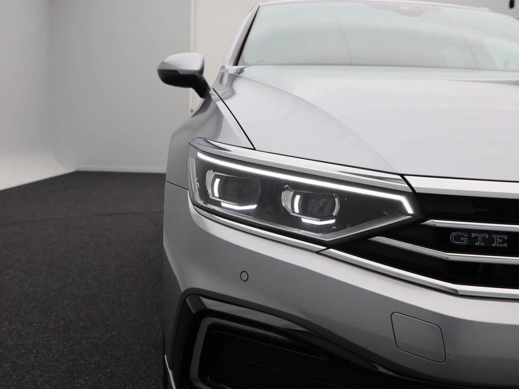 Volkswagen Passat – foto 11