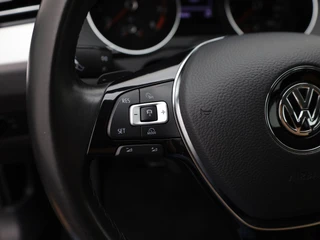 Volkswagen Passat – thumbnail 26