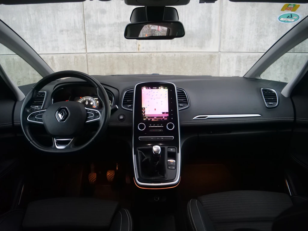 Renault Scénic – foto 13