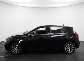 Volkswagen Golf – thumbnail 3