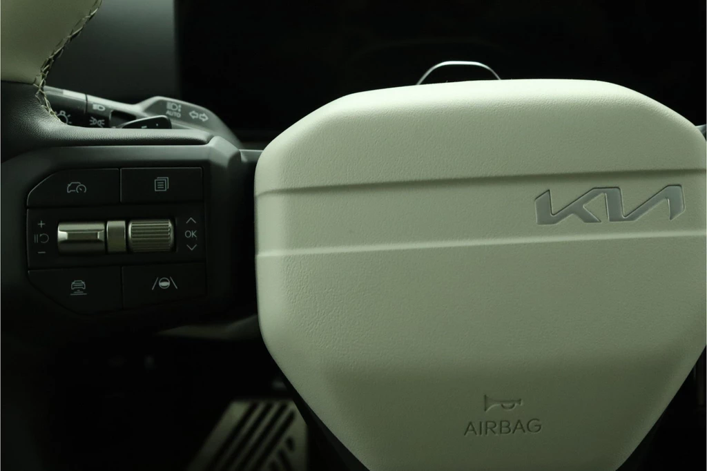 Kia EV4 – foto 24