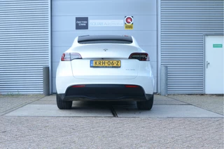 Tesla Model Y – thumbnail 2
