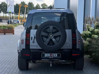 Land Rover Defender – thumbnail 7