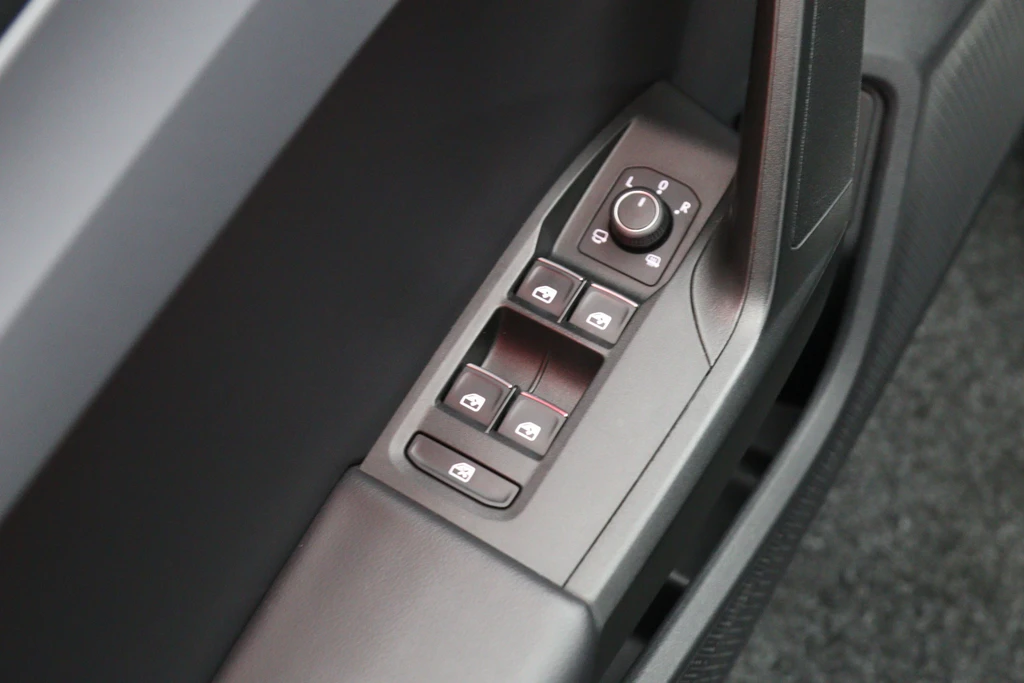 SEAT Leon – foto 37