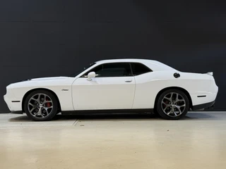 Dodge Challenger – thumbnail 2