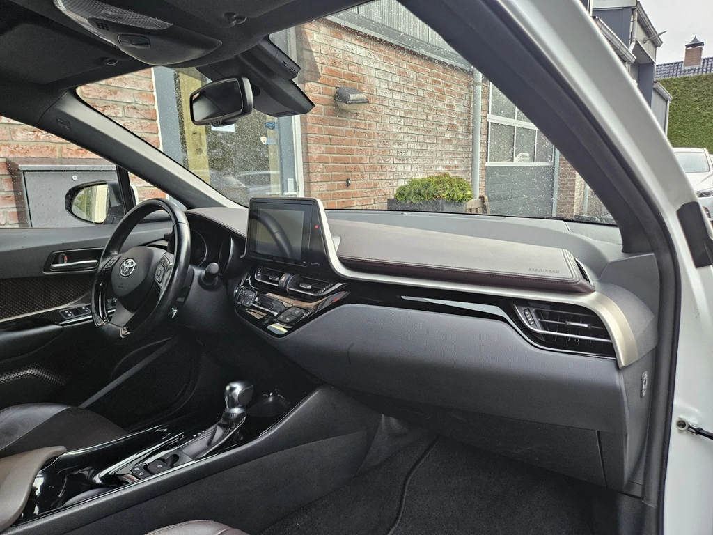 Toyota C-HR – foto 37