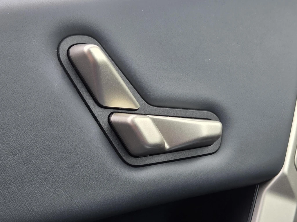 BMW iX – foto 22