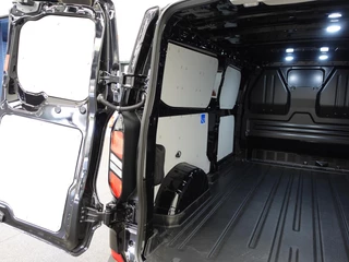 Ford Transit Custom – thumbnail 40