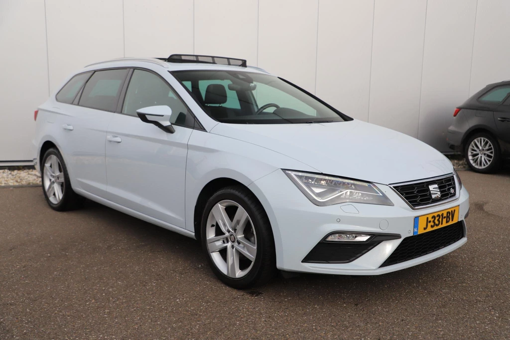 SEAT Leon – foto 3