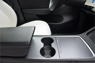Tesla Model Y – thumbnail 8