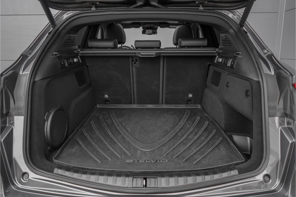Alfa Romeo Stelvio – foto 15