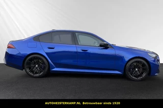 BMW M5 – thumbnail 3