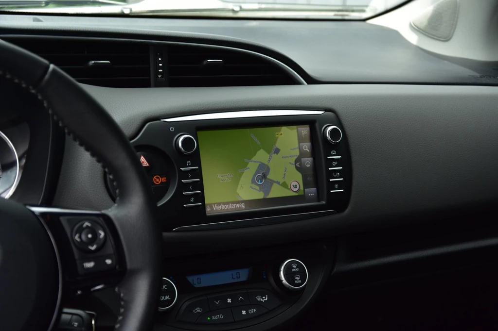 Toyota Yaris – foto 18