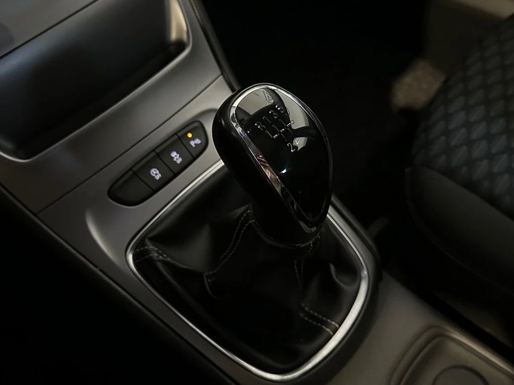 Opel Astra – foto 29
