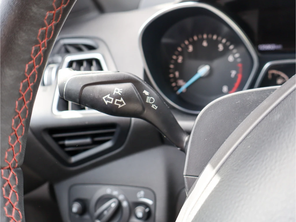 Ford Kuga – foto 16