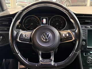 Volkswagen Golf – thumbnail 22