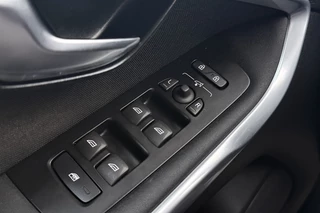 Volvo V40 – thumbnail 16