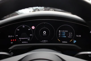 Porsche Taycan – thumbnail 20