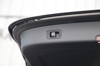 Mercedes-Benz GLC – thumbnail 27