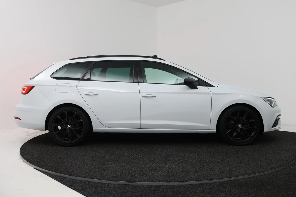 SEAT Leon – foto 6