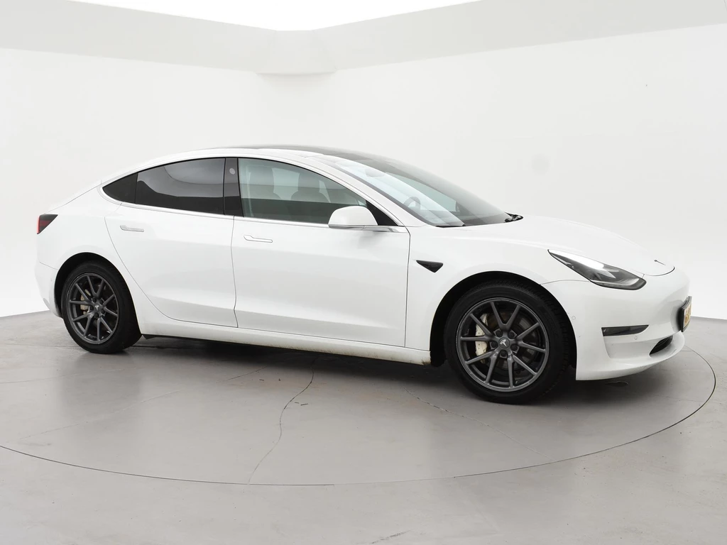 Tesla Model 3 – foto 6