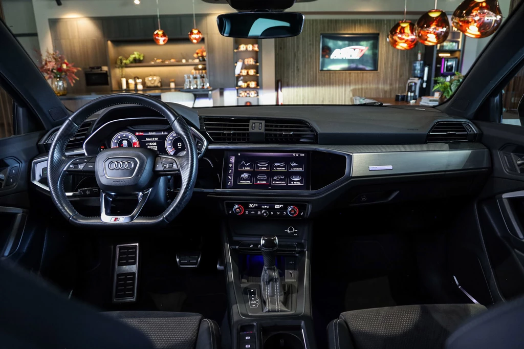 Audi Q3 – foto 12
