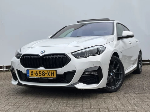 BMW 2 Serie Gran Coupé 218i M Sport Edition Pano.dak HUD Stoelverw. Carplay Alpinweiß DAB LED