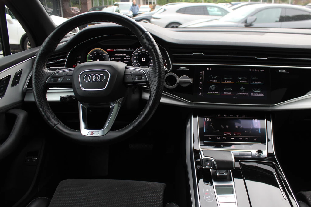 Audi Q7 – foto 8