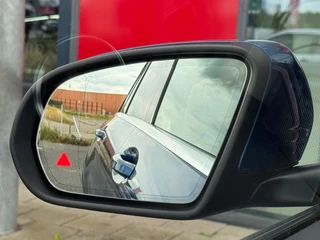Mercedes-Benz GLC – thumbnail 19