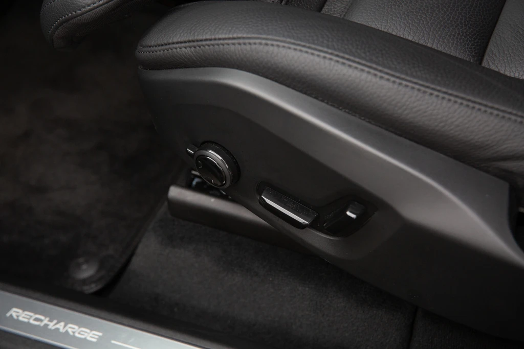 Volvo XC90 – foto 26