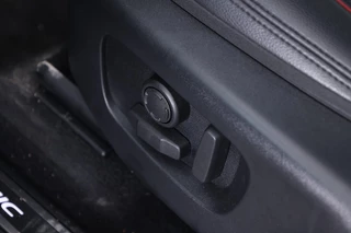 Land Rover Discovery Sport – thumbnail 11