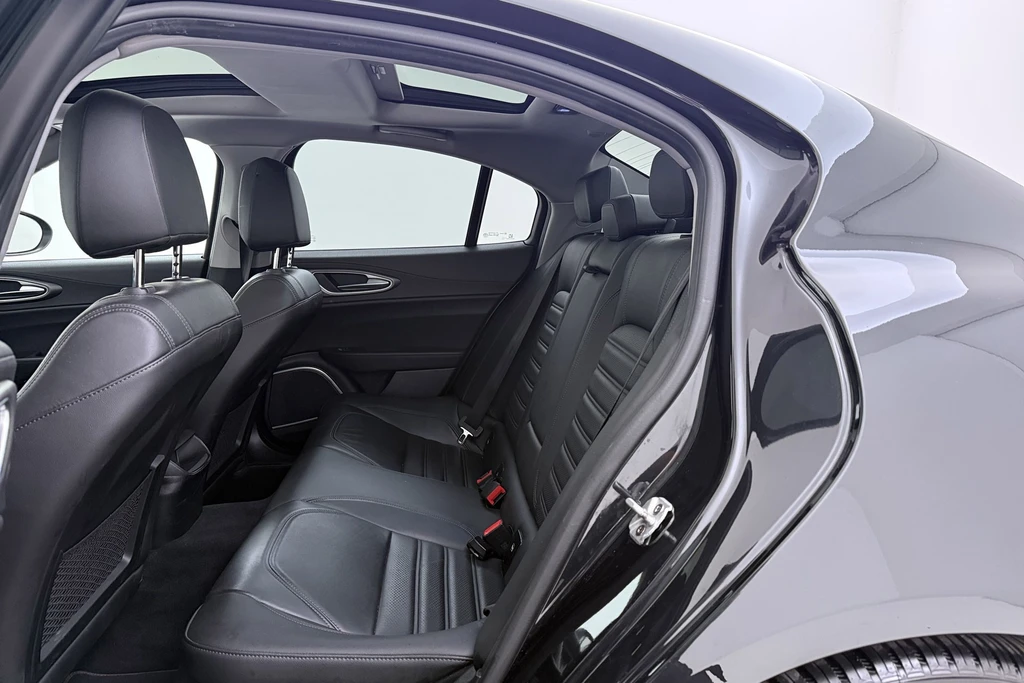 Alfa Romeo Giulia – foto 28
